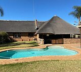 An opportunity to acquire a well priced home in the sought after area of Glenferness. 3 bedroomed home with a pool situated on 10000 m2 with 2 income producing cottages