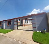 3 Bedroom House in Mohlakeng