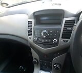 Chevrolet Cruze car 2011