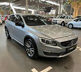 2017 Volvo V60 Cross Country D4 AWD Momentum For Sale