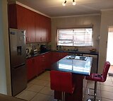 2 bedroom apartment to rent in Sunninghill