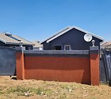 3 Bedroom House For Sale in Buhle Park