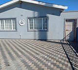 1 Bedroom Apartment / Flat To Rent in Grassy Park