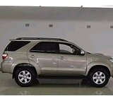 Toyota Fortuner 2010, Manual, 2.4 litres