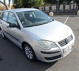 Silver Volkswagen Polo 1.4 Trendline with 200000km available now!