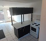 2 Bedroom Apartment / Flat To Rent in Veld En Vlei