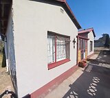 House For Sale in Rensburg - IOL Property