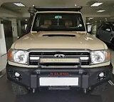 Toyota Land Cruiser 2017, Manual, 4.5 litres