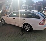 Mercedes benz 180c station wagon