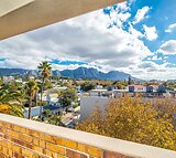 2 Bedroom Apartment / Flat For Sale in Wynberg Upper