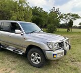 Toyota Land Cruiser VX 100 Series Stationwagen