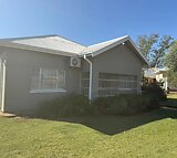 3 Bedroom House To Rent in Jan Kempdorp