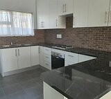 2 Bed Townhouse in Kensington, Goodwood IOL Property