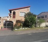 3 BEDROOM HOUSE FOR RENT IN WESTCLIFF
