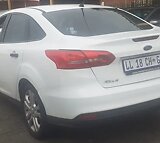 2015 Ford Focus 1.0i , Sedan, Manual(R84999)