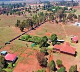 FARM WITH 3 HOUSES AND BUSINESS DEVELOPMENT POTENTIAL IN GAUTENG