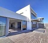 5 bedroom house for sale in Big Bay