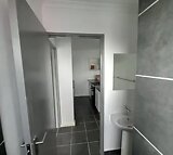 2 bedroom flat to rent in maitland cape town