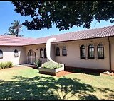 4 Bedroom House For Sale in Krugersrus