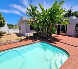 3 Bedroom House For Sale in Edgemead