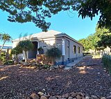 4 bedroom house for sale in Heidelberg (Garden Route)