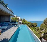 5 Bedroom House For Sale in Bantry Bay