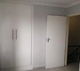 Room for rent in 2 bed apartment