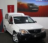 2022 Nissan NP200 1.6 A/C Safety Pack