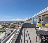 4 Bedroom Apartment To Let in Fresnaye