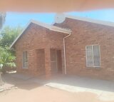3 Bedroom House For Sale in Rens Town