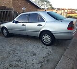 1995 Mercedes-Benz C200 5speed. Manual8