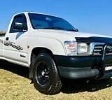 2001 Toyota Hilux 2000 SR Single-Cab