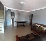 6 Bedroom House For Sale in Newlands East
