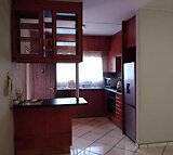 2 bedroom townhouse to rent in Mondeor