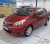 Toyota Yaris Toyota Yaris 1.3 XS 5-dr Manual Transmission Manual 2013