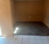 2 room for rental in tembisa welamlambo for R2000 but no parking
