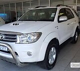 Toyota Fortuner Manual 2011