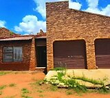 7 Bedroom house in Spruit View For Sale