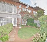 3 Bedroom Townhouse For Sale in Benoni Central