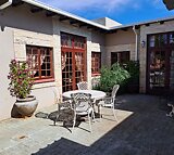 4 bedroom house for sale in Heuwelsig (Bloemfontein)