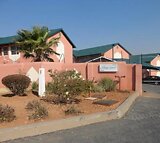 Townhouse To Let in Ridgeway - IOL Property