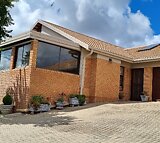 2 Bedroom Townhouse For Sale in Spitskop SH