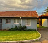 2 Bedroom Townhouse To Let in Roodepoort West