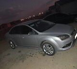 silver ford focus