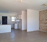 2 Bedroom Townhouse To Let in C Place