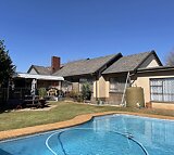House For Sale in Buurendal - IOL Property