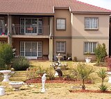 Townhouse sectional For Sale in Roodekrans IOL Property