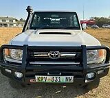 Toyota Land Cruiser 90 2017, Manual