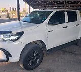 2017 Toyota Hilux 2.4 GD-6 Raised Body SRX Double-Cab