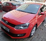 2010 Volkswagen Polo 1.6 Comfortline, Red with 74000km available now!